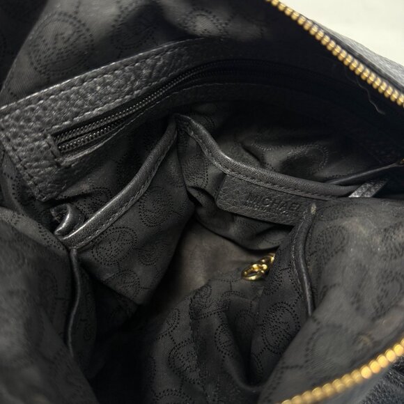 Michael Kors Bowery Black Pebbled Leather Hobo Bag Front Vertical Zip Pockets - Picture 12 of 14